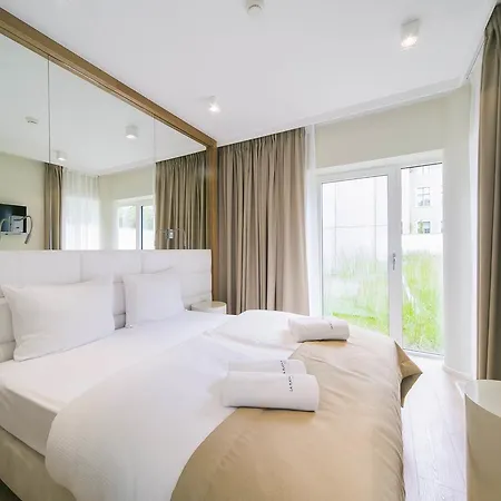 Aparthotel La Playa *